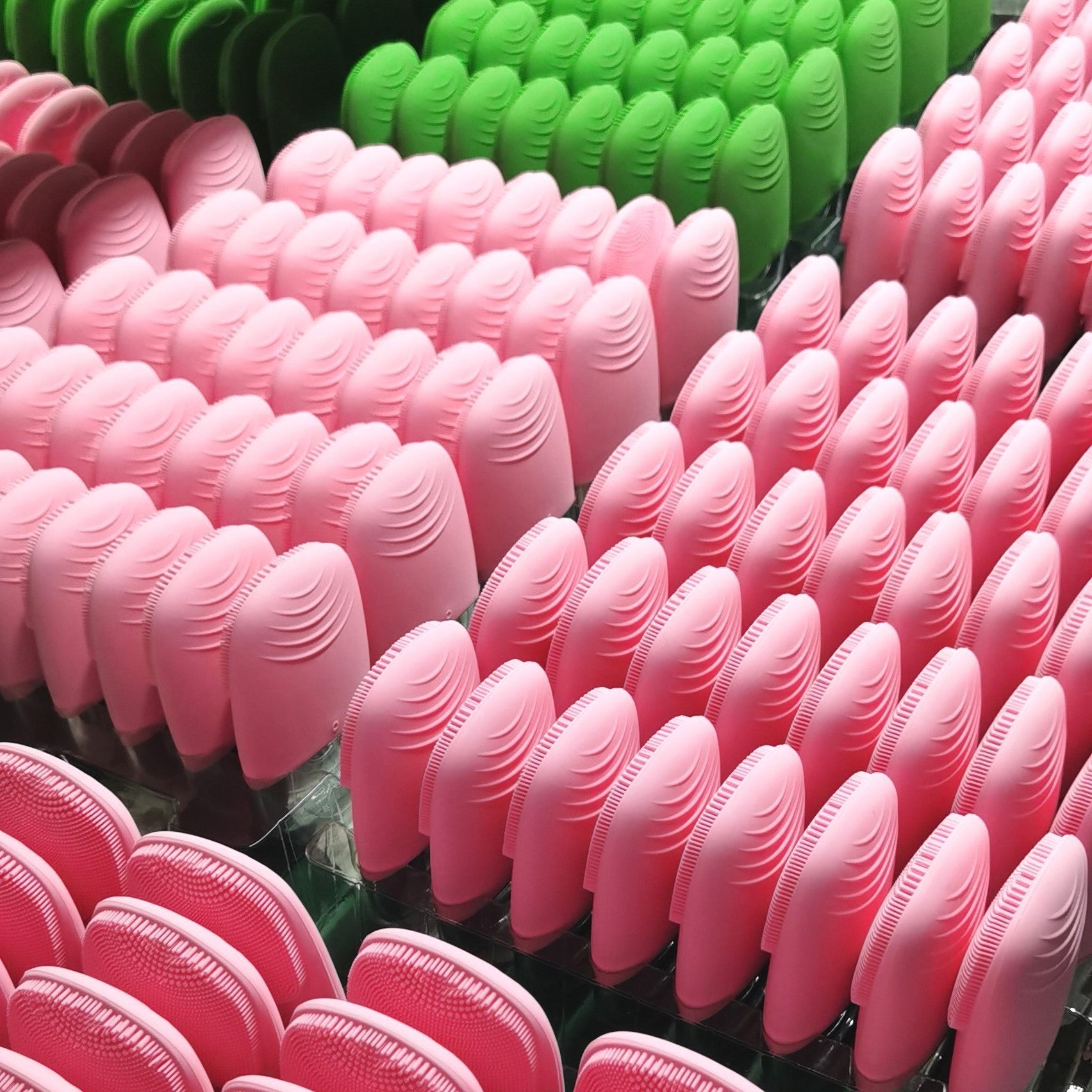 Mini Electric Face Cleaning Brush